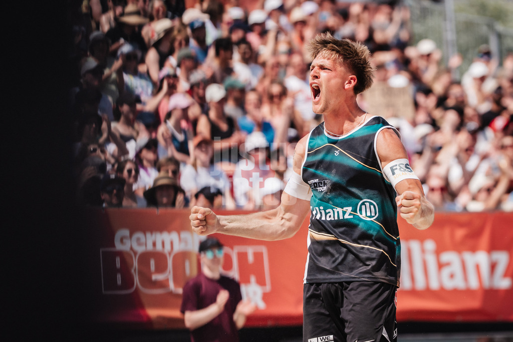 Beachvolleyball | Männer | Allianz German Beach Tour 2025 | Tourstop Bremen | 14.06.2025 | Luis Kubo jubelt
