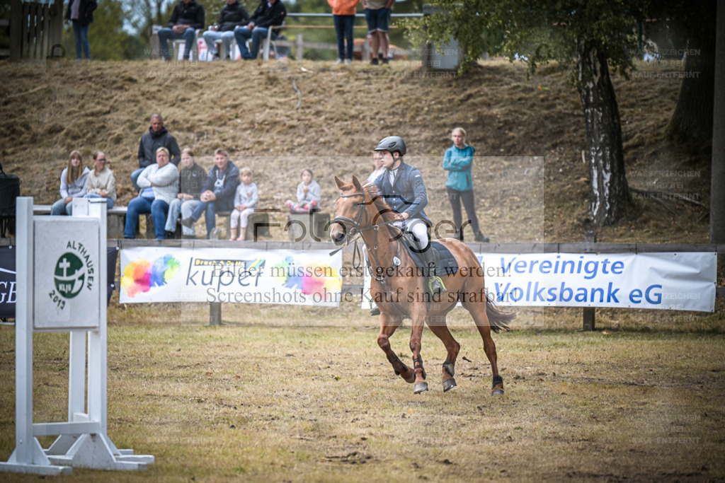 DOS_0171 | Entdecke hochwertige Reitturnierfotos von Foto Oger. Professionell, emotional und authentisch – jetzt Lieblingsmomente im Shop bestellen. - Realisiert mit Pictrs.com