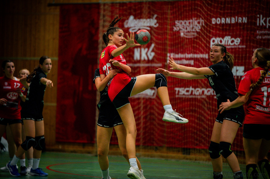 2024-09-28-ssv-st.pölten-U18-161 | "Fussifoto.com – Ihr Ansprechpartner für hochwertige Fotografie! Entdecken Sie kreative Bilder und professionelle Dienstleistungen. Kontaktieren Sie uns für Ihre Projekte!"