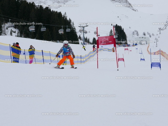 Gruppe Marvin (7) | Photos von der Skischule Warth - Realisiert mit Pictrs.com