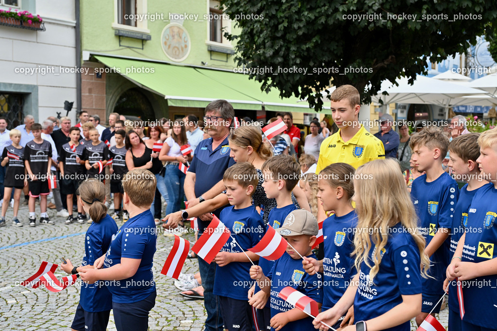 Empfang Heiko Gigler in Gmünd | Jugend SV Malta, Obmann SV Malta Robert Kohlbacher, Empfang Heiko Gigler in Gmünd, Empfang Heiko Gigler in Gmünd am 14.08.2024 in Gmünd (Hauptplatz Gmünd), Austria, (Photo by Bernd Stefan)