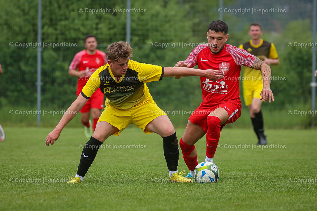 BQ3I7228 | 21.05.2023; Kreisoberliga West; Rasenplatz Medenbach; SSV Medenbach - SG Türk-Ata/Türkgücü Wetzlar; Ergebnis: 1:2 (1:0)