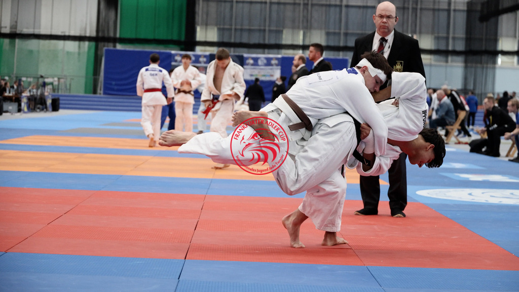 MVI_7673 | Fotos vom Adler Cup - Pictures from Adler Cup

Hier findet Ihr alle Eindrücke und großen Momente der Adler Cup Wochenenden. Here you will find all impressions and great moments of the Adler Cup weekends. - Realisiert mit Pictrs.com