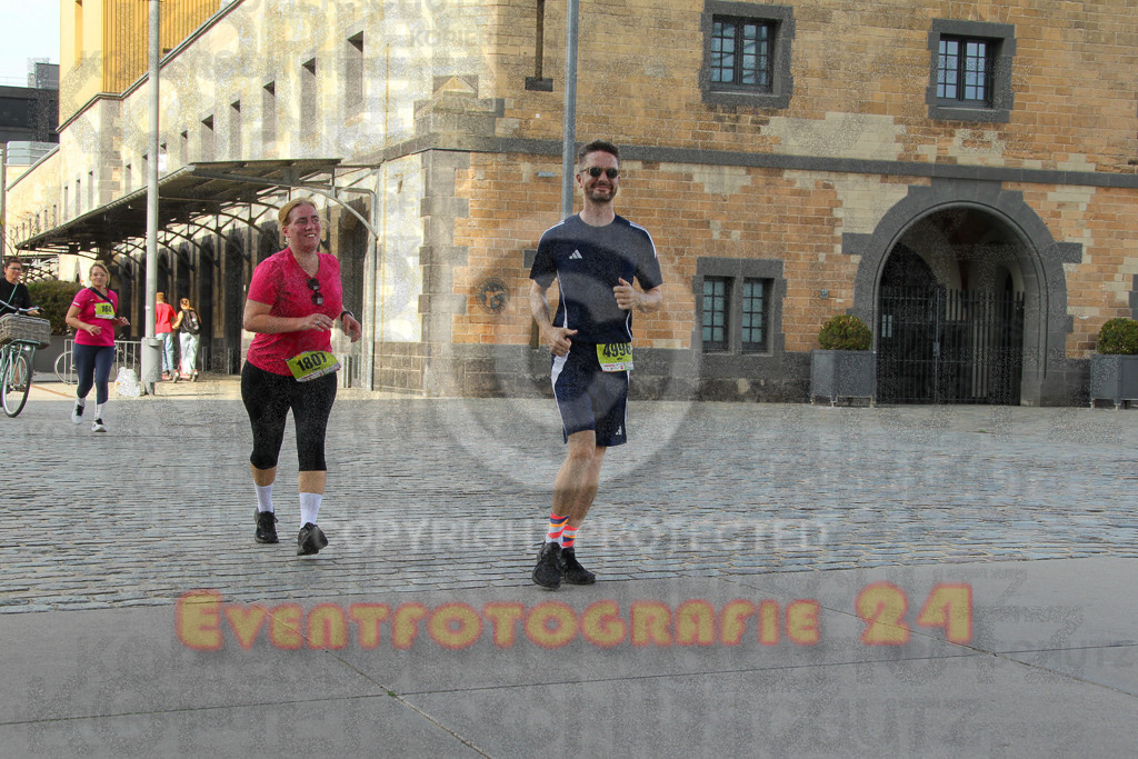 250920_1545_EV4_9535 | Sportfotografie im Rhein-Sieg Kreis, Köln, Bonn, NRW, Rheinland Pfalz, Hessen, etc. Unser Tätigkeitsfeld umfasst den Laufsport vom Volkslauf über den Marathon, Duathlon, Triathon bis zum Ultralauf wie Kölnpfad Ultra oder Schindertrail.