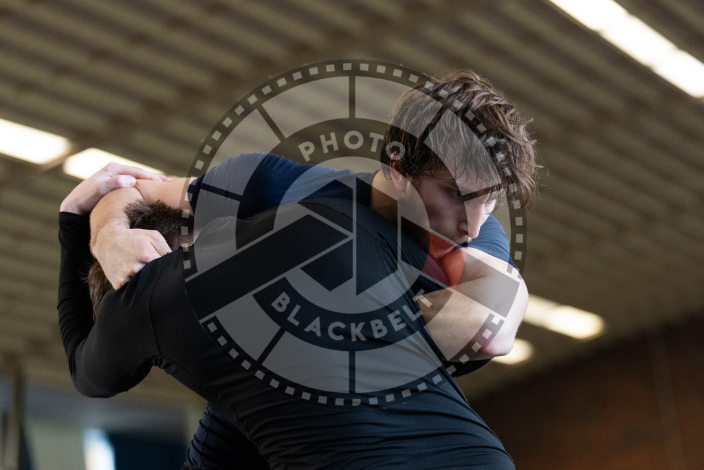 20251129PBB7272 | Fighters compete during the luta livre competition ILLCS XI winter edition on November 29, 2025 in Hannover, Germany.