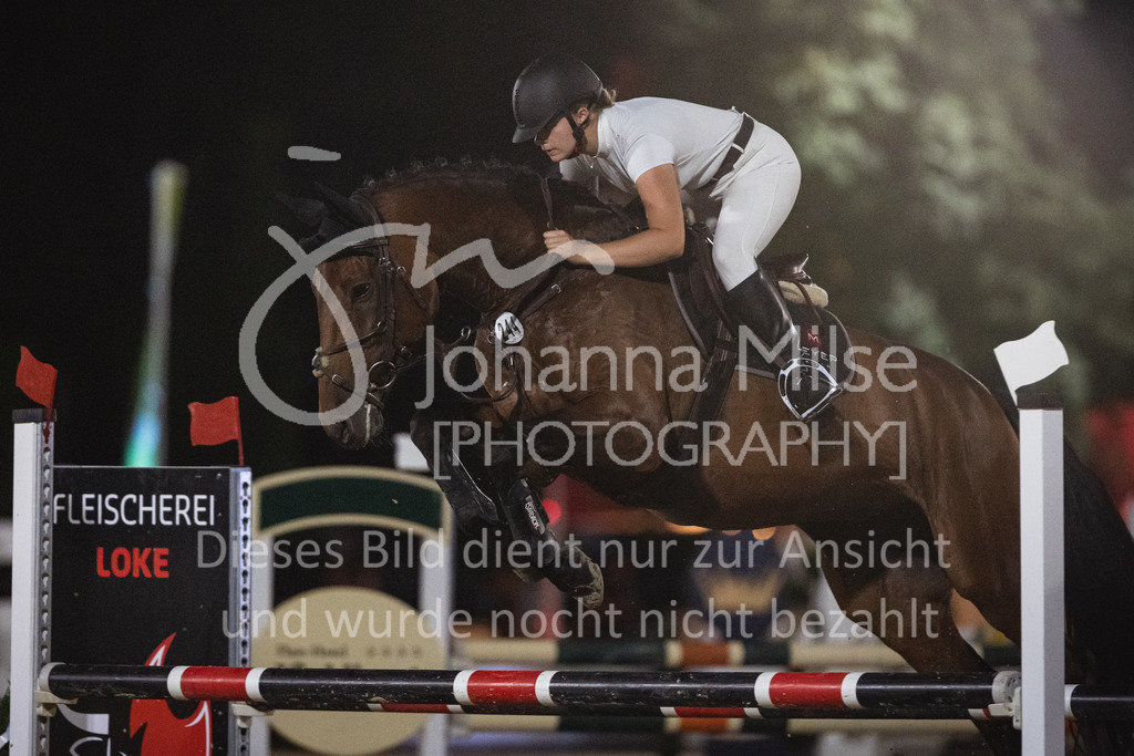 220824_Delbrueck_2-Phasen-L-454 | Deine schönsten Turniermomente als professionelle Fotos! Entdecke hochwertige Pferdesport-Fotografie im Online-Shop. Jetzt Fotos finden & bestellen!