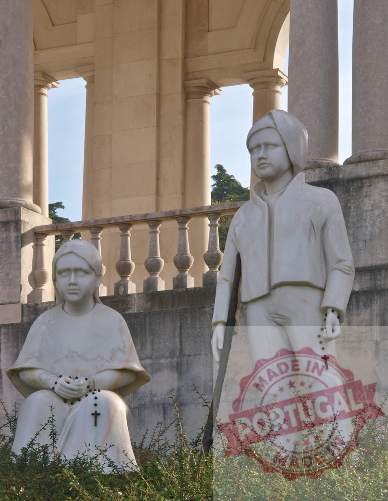 Fatima0011 | insideportugal - Realized with Pictrs.com