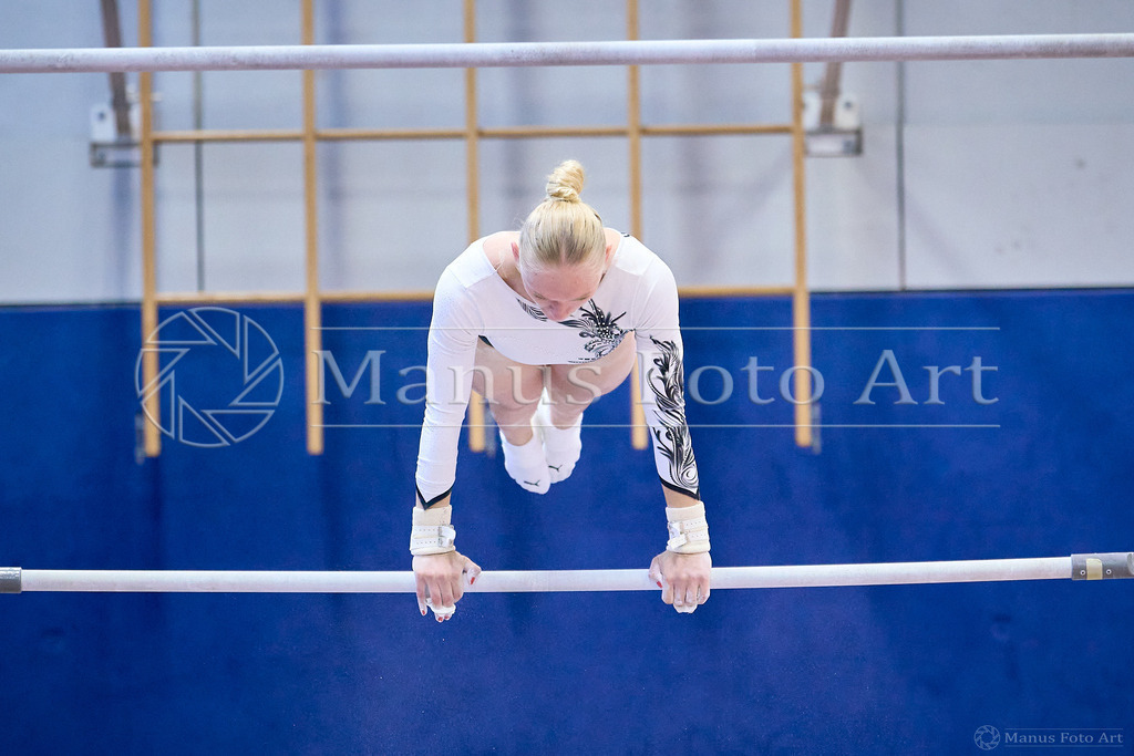 2024-10-06-3-D-DSC00010 | Professionelle Sportfotografie in Hamburg, Schleswig-Holstein und Niedersachsen – spezialisiert auf Rhönrad, Geräteturnen, Leistungsturnen und rhythmische Sportgymnastik. Bundesweite Begleitung von Rhönrad-Events. Jetzt Sport-Fotos - Realisiert mit Pictrs.com
