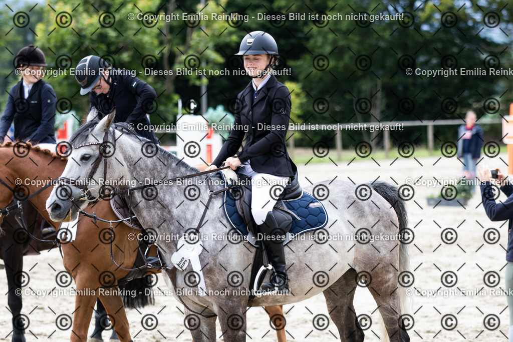 CL5A9300 | Emilia Reinking Fotografie - Realisiert mit Pictrs.com