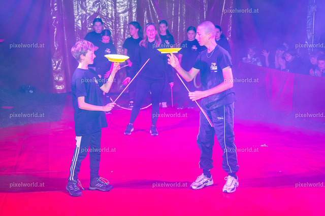 Zirkusvorstellung der MS Feldkirchen Digital | Bildershop von pixelworld.at - Realisiert mit Pictrs.com