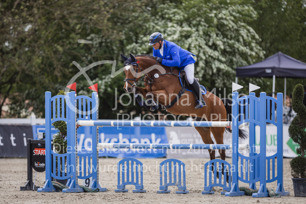 230519_MayDays_M2-Spr_Amateure-351 | Deine schönsten Turniermomente als professionelle Fotos! Entdecke hochwertige Pferdesport-Fotografie im Online-Shop. Jetzt Fotos finden & bestellen!