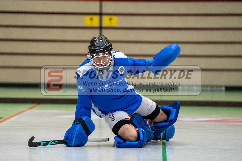 HK_20241207_109584 | 1. Bundesliga Halle Herren Crefelder HTC - Blau Weiss Köln am 7.12.2024 CHTC Glockenspitz Halle , Krefeld , Lasse Kille Torwart ( Crefelder HTC #32 )