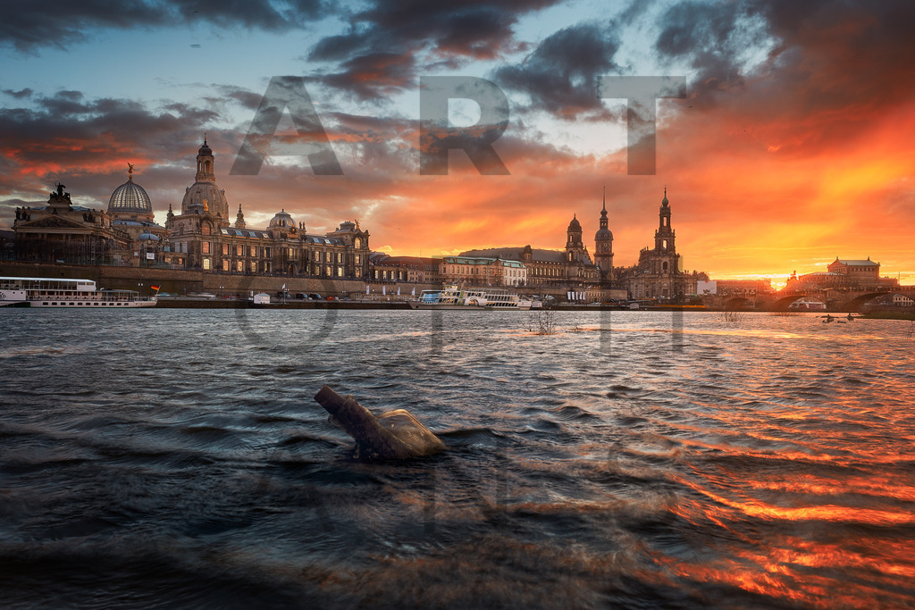 Ein Hans Fineart Original | Entdecke die Kunst von Hans Fineart - Fotografien für dein Zuhause. Verwandle deine Wände mit einzigartigen Kunstwerken und bringe die Schönheit der Welt in dein Leben. Bestelle jetzt und schaffe einen Ort der Inspiration und Eleganz.