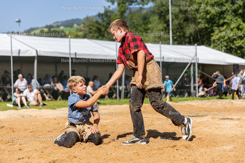 602A0199 | René Burch leidenschaftlicher Fotograf aus Kerns in Obwalden.  Hier finden sie Sport, Landschaft und Natur Fotografie.
 - Realisiert mit Pictrs.com