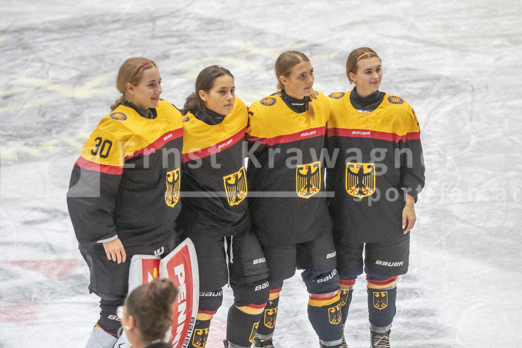 Dameneishockey | Dameneishockey, U18 Turnier am 31.08.2024 in Spittal (Eis-Sport-Arena - Sportzentrum Spittal), Austria, (Photo by Ernst Krawagner sport-fan.at) - Realisiert mit Pictrs.com