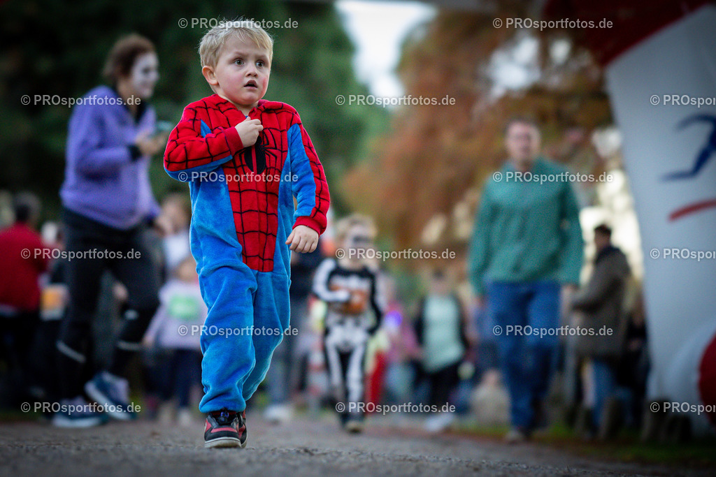 Halloween Run 2022 in Koeln, 31.10.2022 | Impressionen vom Halloween Run 2022 am 31.10.2022 in Koeln (Forstbotanischer Garten Rodenkirchen). Foto: BEAUTIFUL SPORTS/Axel Kohring