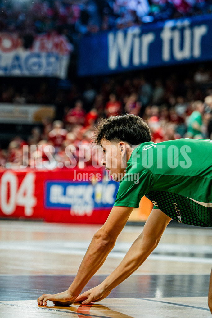 39. OM-Supercup-73 | jns.sportfotos - Realisiert mit Pictrs.com