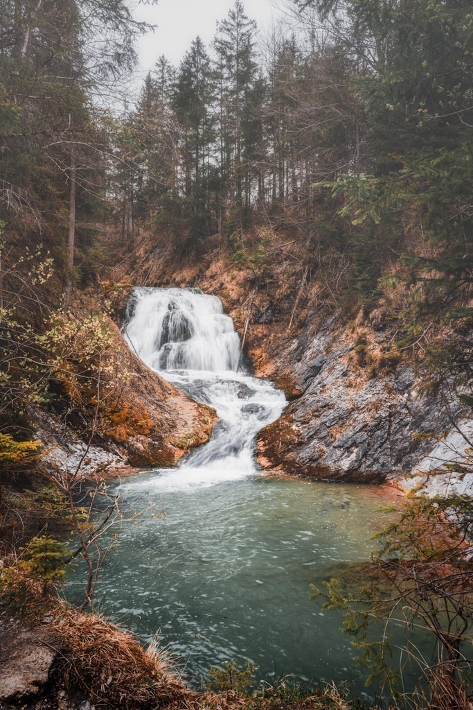 Bayern 1 | Wasserfall im Nirgendwo - Realisiert mit Pictrs.com