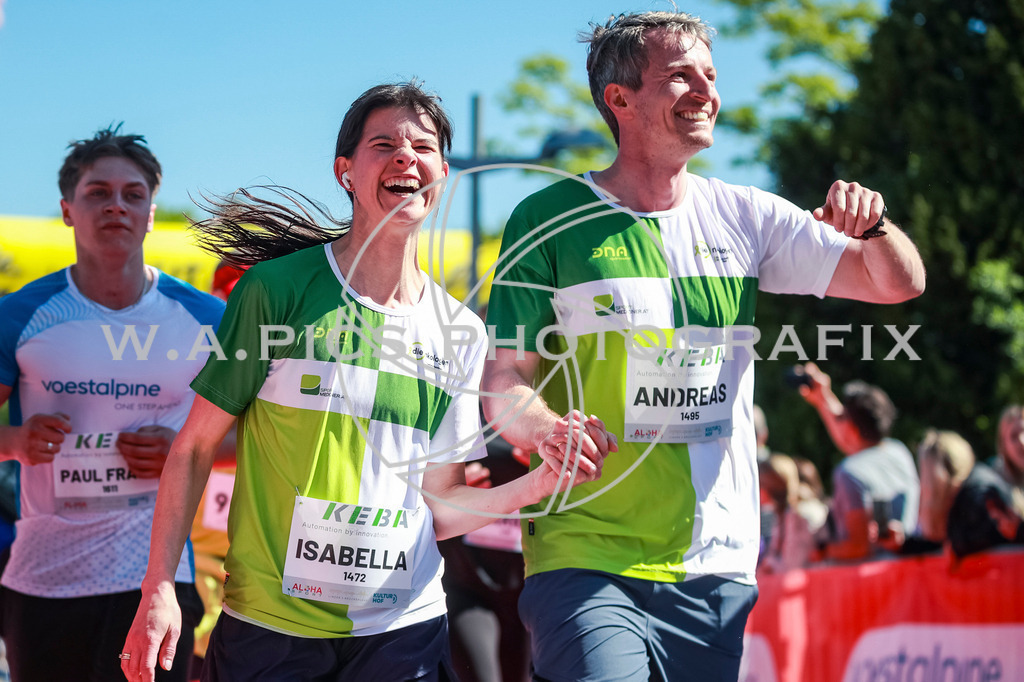 ..... | LINZ,AUSTRIA,27.April 25, Int. 3 Brückenlauf Linz  , Image shows: Photo: WAPICS / Manuel Binder