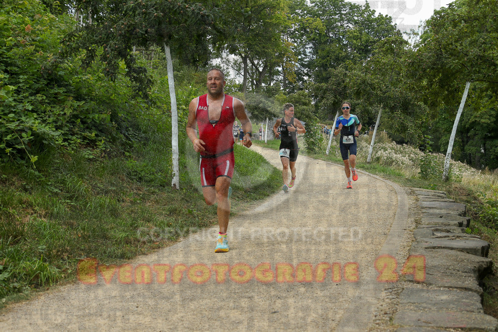 250824_1352_EX1_4032 | Sportfotografie im Rhein-Sieg Kreis, Köln, Bonn, NRW, Rheinland Pfalz, Hessen, etc. Unser Tätigkeitsfeld umfasst den Laufsport vom Volkslauf über den Marathon, Duathlon, Triathon bis zum Ultralauf wie Kölnpfad Ultra oder Schindertrail.