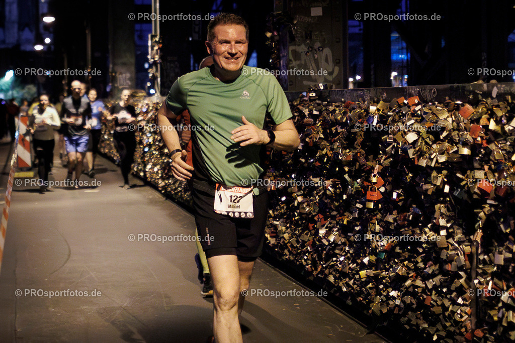 21. Nachtlauf des ASV Köln; Köln, 08.05.24 | Impressionen vom 21. Nachtlauf des ASV Köln am 08.05.24 in der Altstadt von Köln (Deutschland). Foto: BEAUTIFUL SPORTS/Bernd Hoffmann