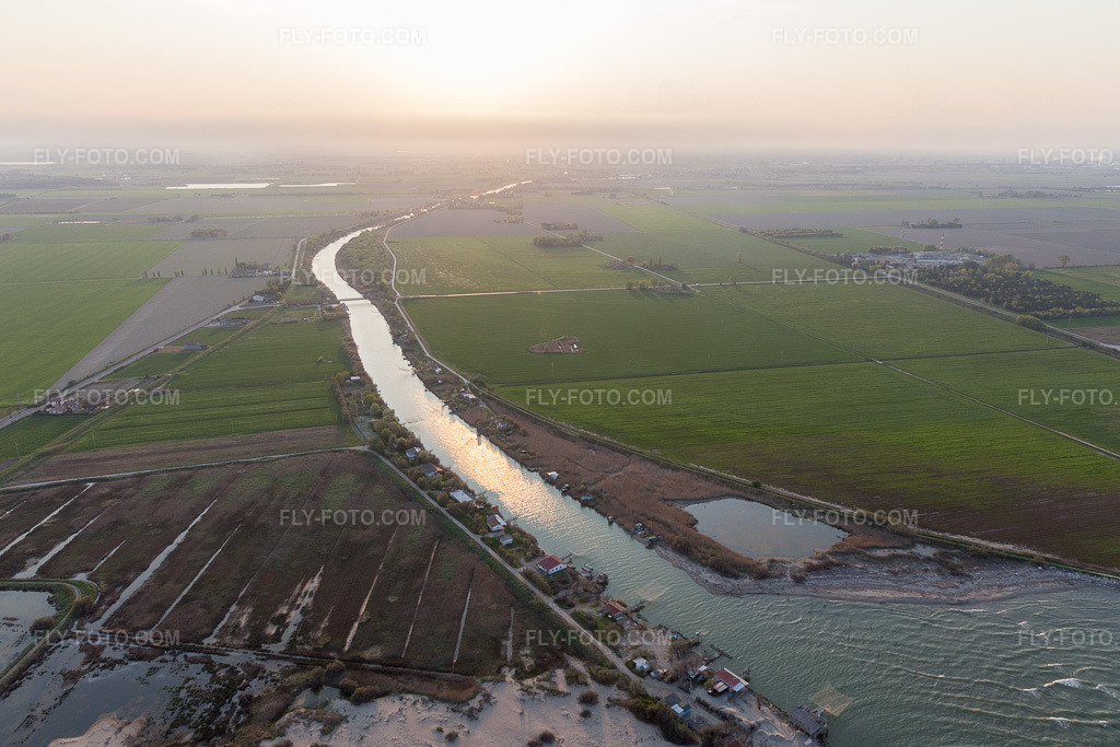 Aerial view: View of the town in Lido DI Dante in the state Emilia Romagna, Italy.Photo: IMG_098484.jpg taken on 04/05/2017 by Werner Riehm/FLY-FOTO.comResolution of the original: 5323 x 3549 px