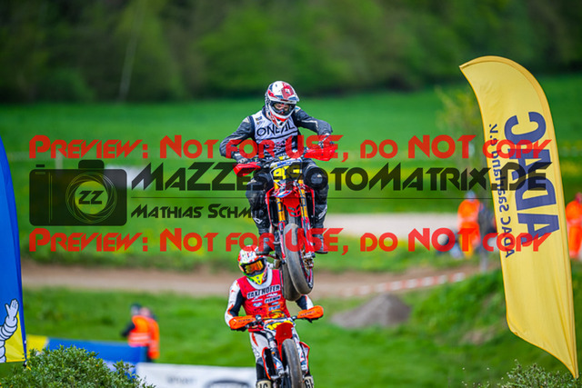 MaZZes_FotoMatrix_230506_0358 | S2