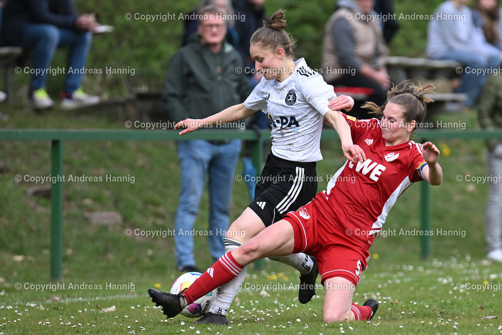 Fußball I Frauen I Saison 2024-25 I Oberliga I FC Jesteburg-Bendestorf - SpVg Aurich Frauen I 13.4.2025 | a-hannig - Realisiert mit Pictrs.com