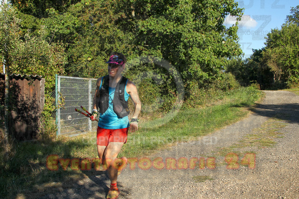 250830_1744_EV4_4810 | Sportfotografie im Rhein-Sieg Kreis, Köln, Bonn, NRW, Rheinland Pfalz, Hessen, etc. Unser Tätigkeitsfeld umfasst den Laufsport vom Volkslauf über den Marathon, Duathlon, Triathon bis zum Ultralauf wie Kölnpfad Ultra oder Schindertrail.