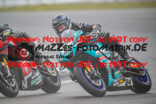 MaZZes_FotoMatrix_240830_6007705_0812 | STK1000