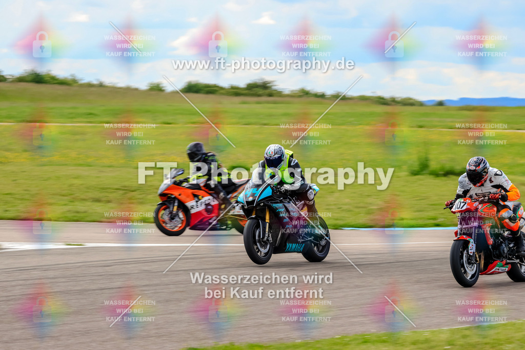 MotoTeam-1326 | Hier findet Ihr Bilder von Touristenfahrten auf der Nürburgring Nordschleife oder von anderen Veranstaltungen die ich besucht habe. Viel Spass beim Durch Schauen 