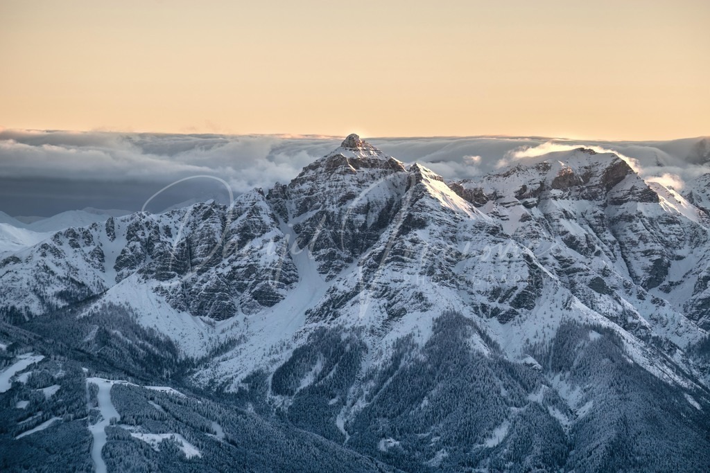 Serles | Die Serles im Abendlicht