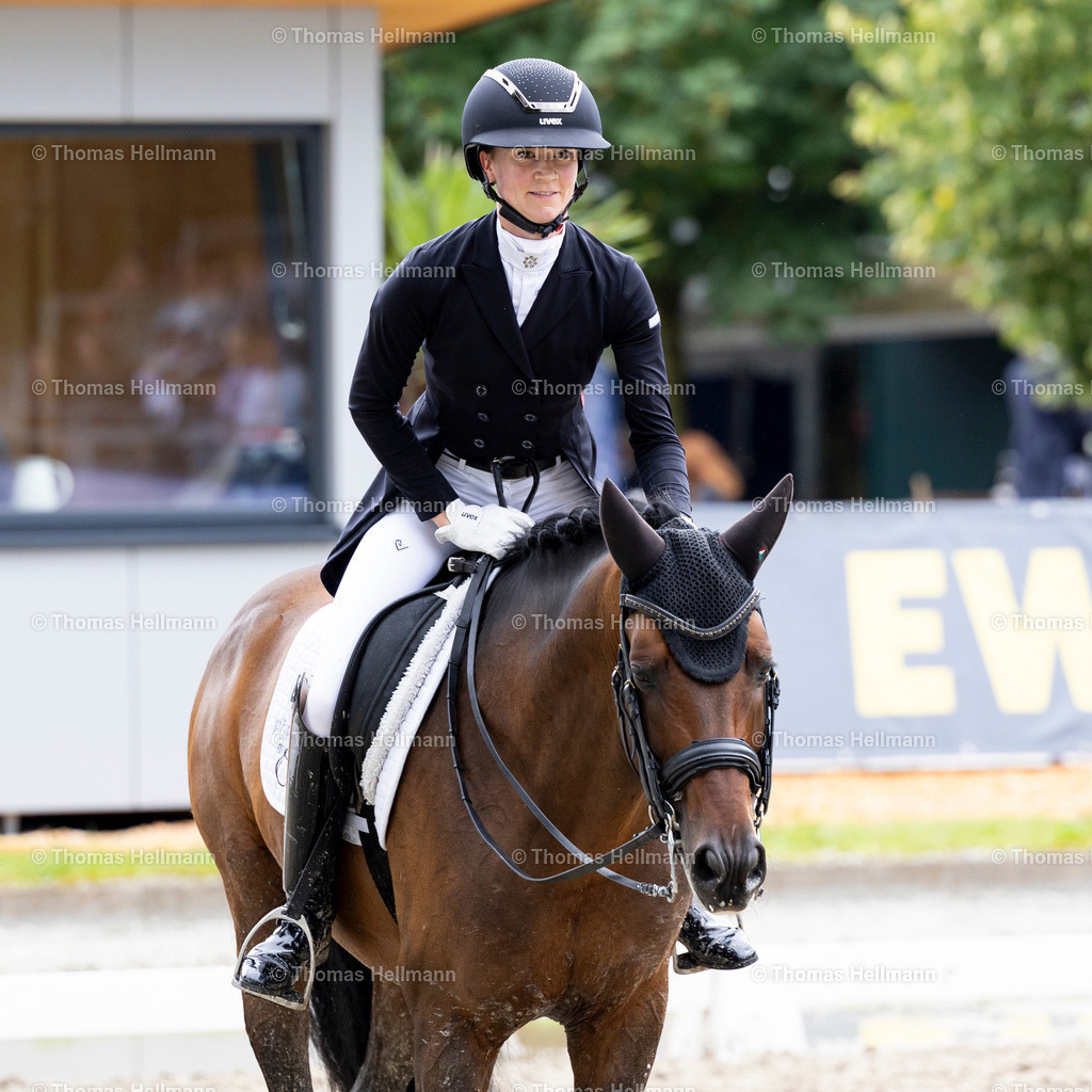 TH_1493 Rod Laver FRH (GER)_ Hannah Laser_32065 | Elmloher Reitertage 2025 am 03.08.25 in Elmlohe,