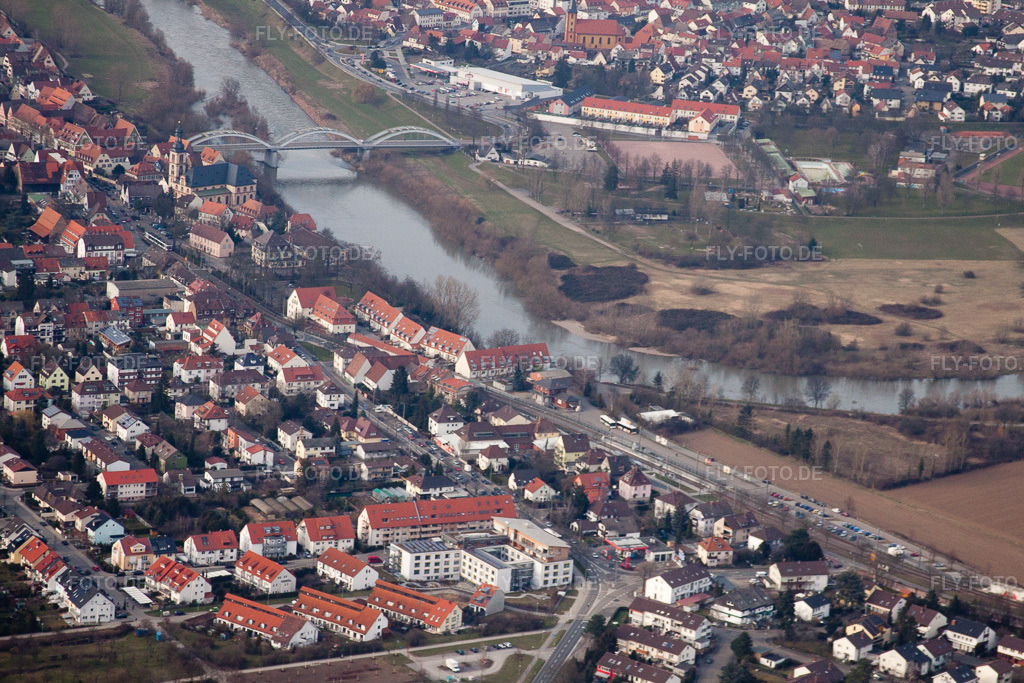 Luftbild: MA-Seckenheim im Ortsteil Seckenheim in Mannheim im Bundesland Baden-Württemberg in Deutschland. Foto: IMG_25029.jpg vom 18.03.2010 durch Werner Riehm/FLY-FOTO.de