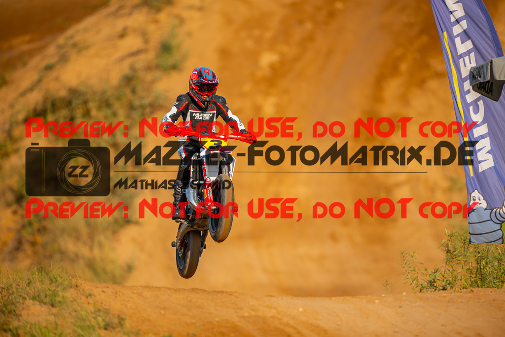 MaZZes-Fotomatrix-20260815-598836 | ROOKIES