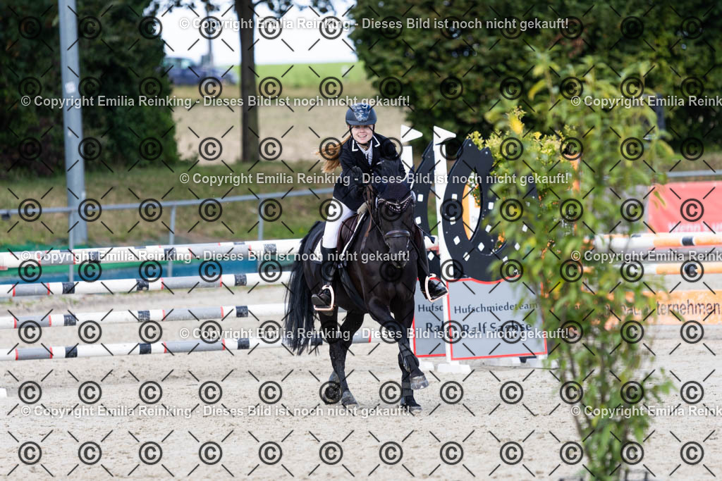 CL5A1715 | Emilia Reinking Fotografie - Realisiert mit Pictrs.com