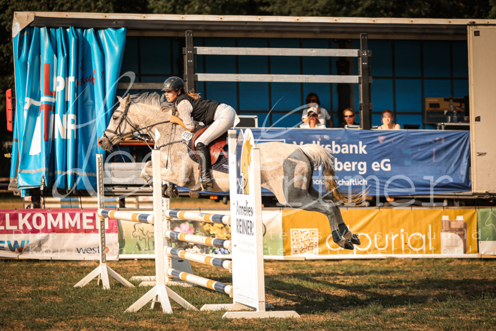 18.FrSpA00178 | Leoni Ertmer Photography - Realisiert mit Pictrs.com