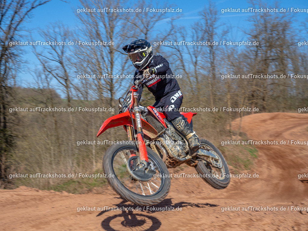 Schweyen040525-24 | Trackshots.de / Fokuspfalz.de - Realisiert mit Pictrs.com