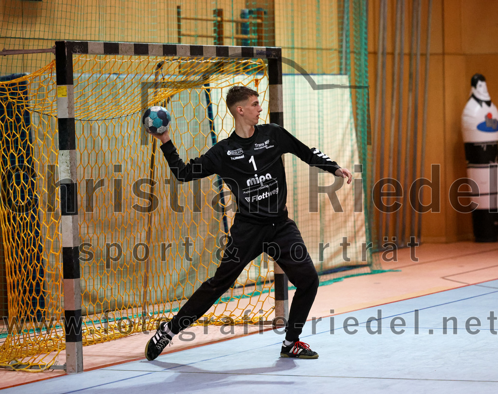 2022-11-19_107_SpVgg_Altenerding_gegen_TG_Landshut_II | Erding, Deutschland, 19.11.2022:
Handball, Bezirksoberliga Männer 2022 / 2023, 9. Spieltag, SpVgg Altenerding gegen TG Landshut II, Endergebnis: 33:31

Simon Stütz (TG Landshut, #1)

Foto: Christian Riedel / fotografie-riedel.net