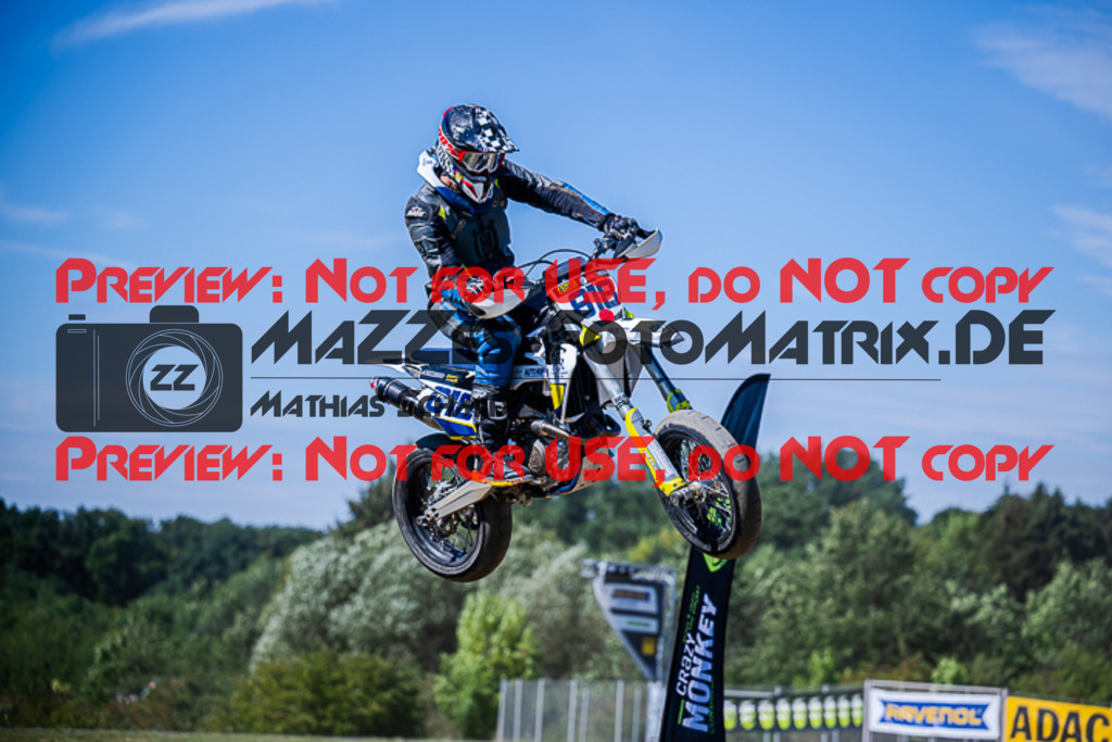 MaZZes_FotoMatrix_220903_1209 | S3