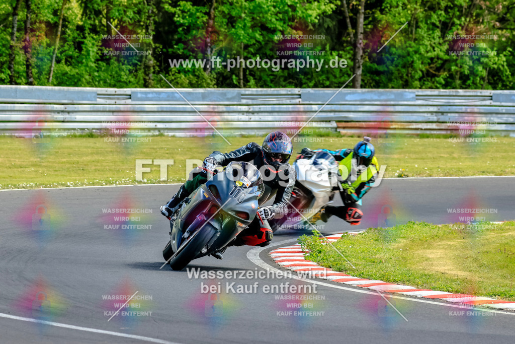 _OTO2340 | Hier findet Ihr Bilder von Touristenfahrten auf der Nürburgring Nordschleife oder von anderen Veranstaltungen die ich besucht habe. Viel Spass beim Durch Schauen 