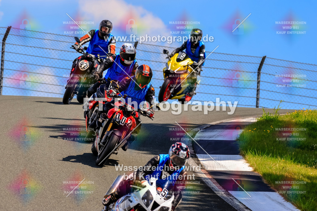 _TCM4532 | Hier findet Ihr Bilder von Touristenfahrten auf der Nürburgring Nordschleife oder von anderen Veranstaltungen die ich besucht habe. Viel Spass beim Durch Schauen 