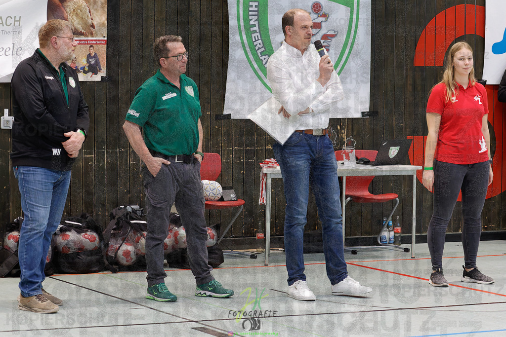 Hessenmeisterschaft wJC - Finale; HSG Kleenheim - HSG Weiterstadt/ Braunsh.Worf. | Hessenmeisterschaft wJC - Finale; HSG Kleenheim - HSG Weiterstadt/ Braunsh.Worf. am 22.03.2025 in Biedenkopf (Sporthalle Lahntalschule)Photo © 2025 - Jörg Heinrich - Realisiert mit Pictrs.com
