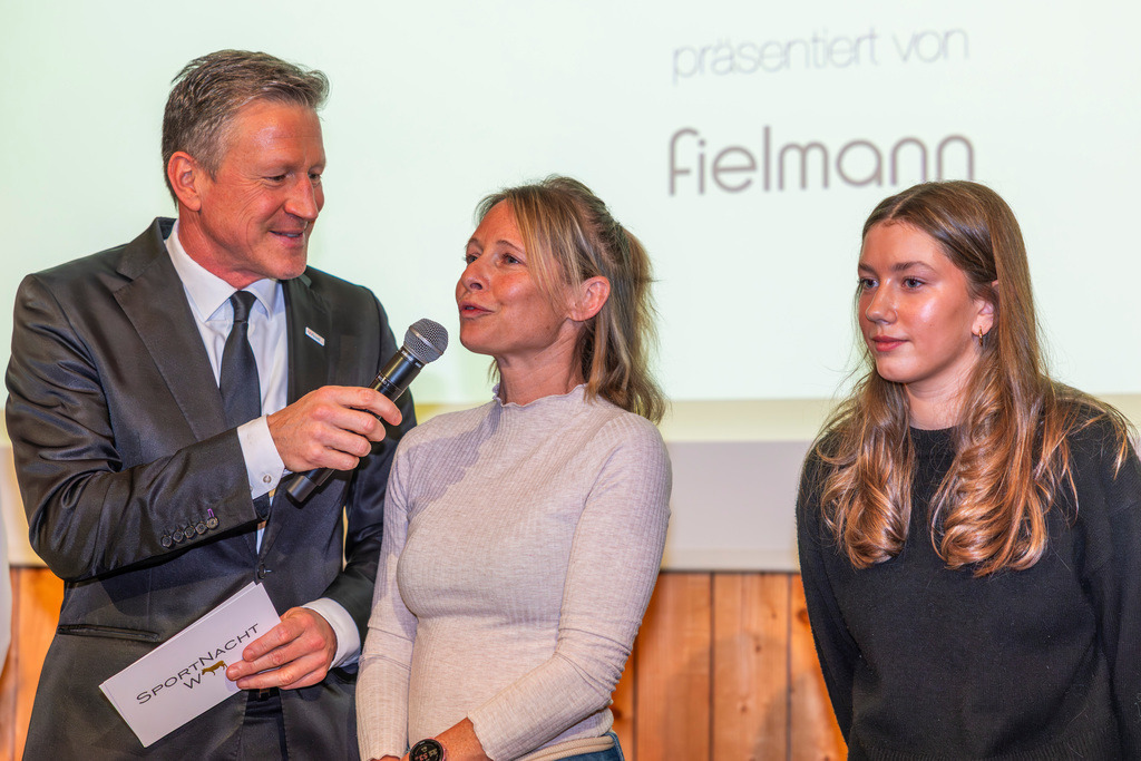 top-top.de 260306-118 | Foto, Video, Fotografie, Videografie, Fotobox, DJ, Discjockey, Musik, Musikbox, Veranstaltung, Photobooth, Amazon, Ebay, Buchtipp, Bestseller, Autor, Verlag, Buch, Wesel, Hamminkeln, NRW, Dinslaken, Rees, Drohne, Hochzeit, Party, Fotobox, Wesel, Fotograf