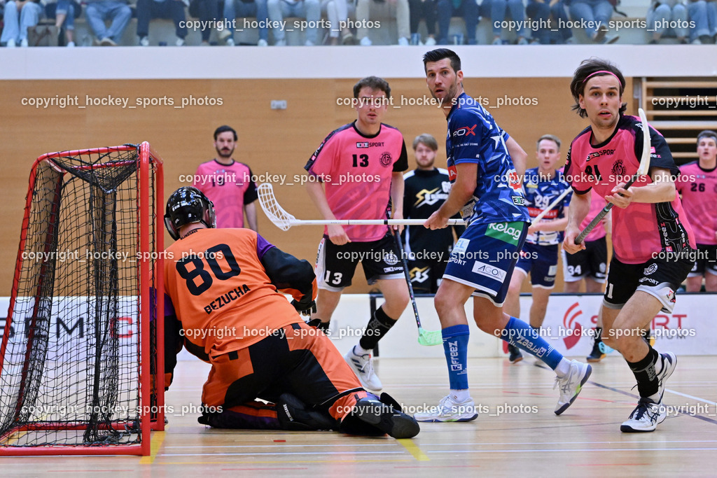 VSV Unihockey vs. Wiener Floorball Verein | #80 BEZUCHA Bernhard Wiener Floorballverein, #13 HÄHNIG Vincent Wiener Floorballverein, #6 Timo Schmid VSV Unihockey, #81 LAUKKANEN Jesse Wiener Floorballverein, VSV Unihockey vs. Wiener Floorball Verein, VSV Unihockey vs. Wiener Floorball Verein am 18.05.2025 in Villach (Ballspielhalle St. Martin), Austria, (Photo by Bernd Stefan)