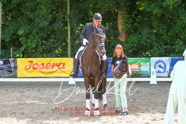 DKP42584 | Turniersportfotografie; Pferdefotografie; Dressurfotografie