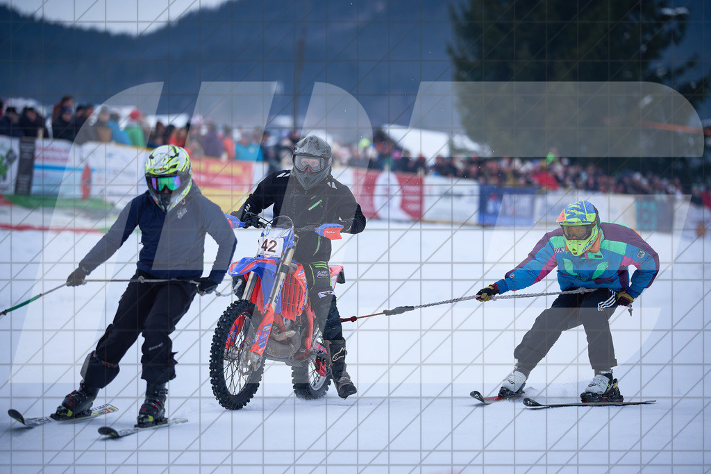 11. Holzknecht Skijöring | Skijöring am 24.01.2026: 11. Holzknecht Skijöring in Gosau am Dachstein, Oberösterreich, ÖsterreichFoto: © 2026 Martin Bihounek | mb-creative.eu