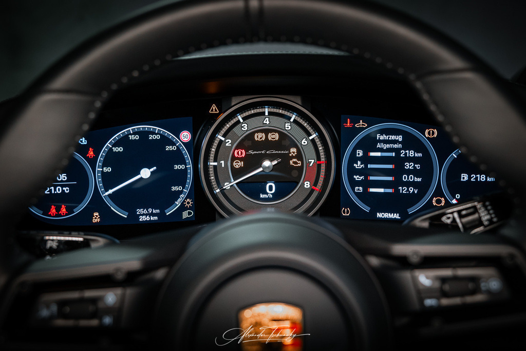 R6PZ3510 _Alexander Tschuncky | Entdecken Sie die faszinierende Welt von Alexander Tschuncky Arts: Kreative Fotografie, atemberaubende Automobilkunst und hochwertiger Bilderdruck. Lassen Sie sich inspirieren! - Realisiert mit Pictrs.com