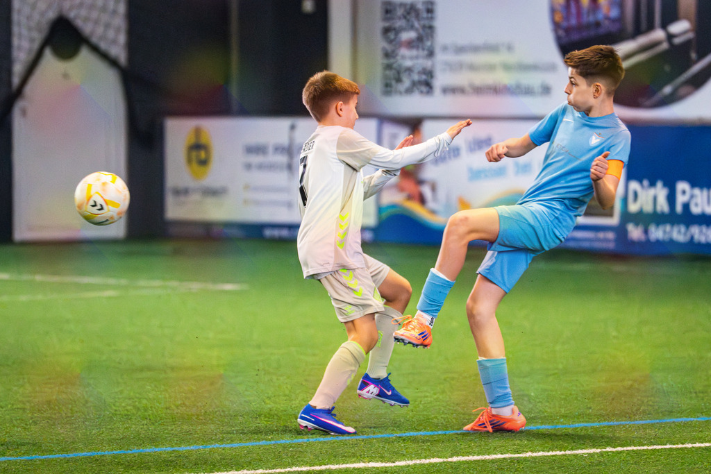 _BLR9449 | Professionelle Fußball- und Sportfotografie. Spielbilder online ansehen und kaufen – Einzelbilder oder komplette Galerien in hoher Qualität. - Realisiert mit Pictrs.com