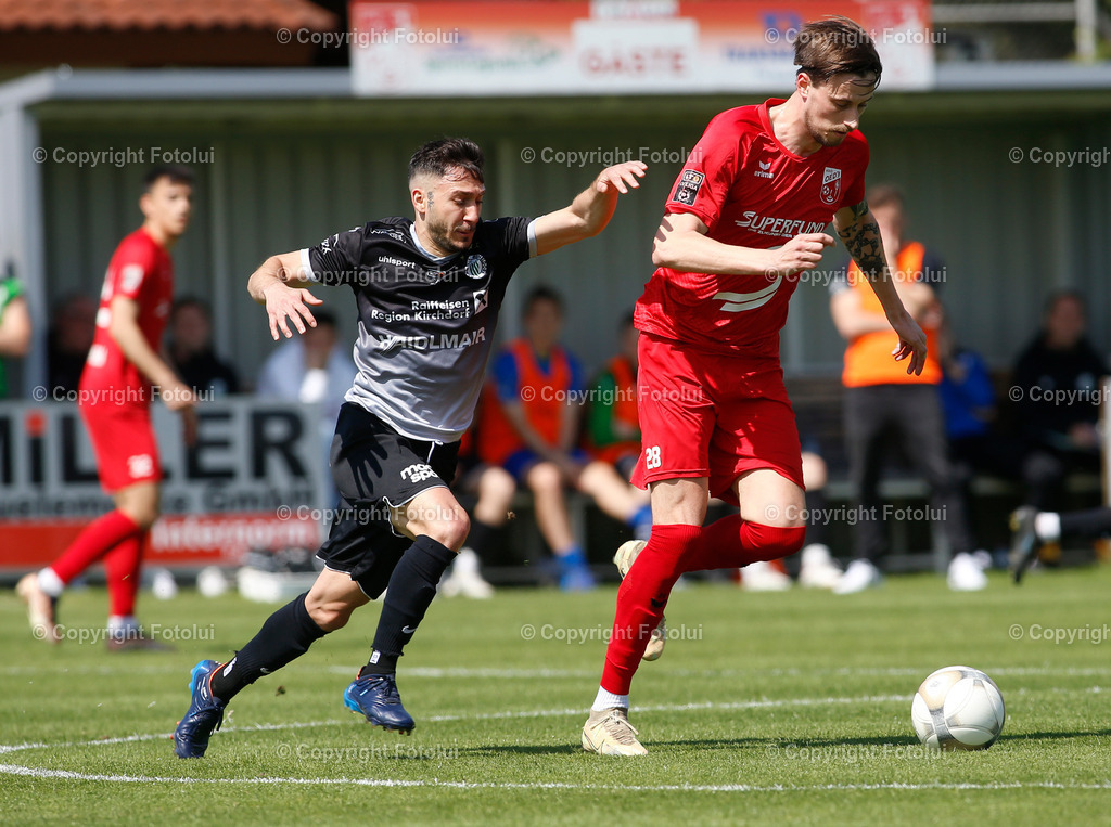 A_LUI_130523_43 | SPORT,FUSSBALL, LT1 OOE LIGA ASKOE OEDT-SV GW MICHELDORF 13.05.2023 IM BILD:  ELVIR HUSKIC (OEDT) UNDTROJAN MALOKU (MICHELDORF) FOTO:FOTOLUI